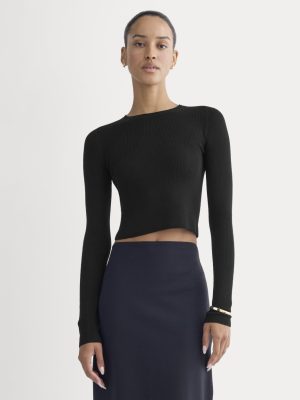 The Cropped Crew Top in Ultrafine Merino | Black