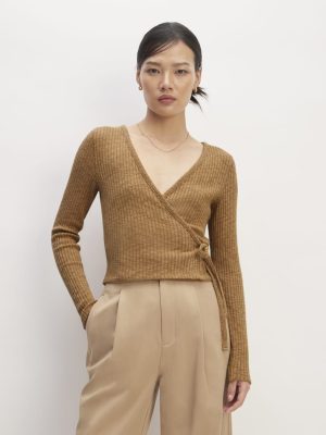 The Cozy Rib Wrap Top | Cappuccino