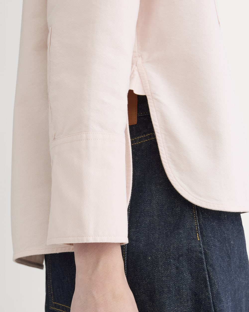 The Boxy Oxford | Rose Quartz Chambray - Image 4