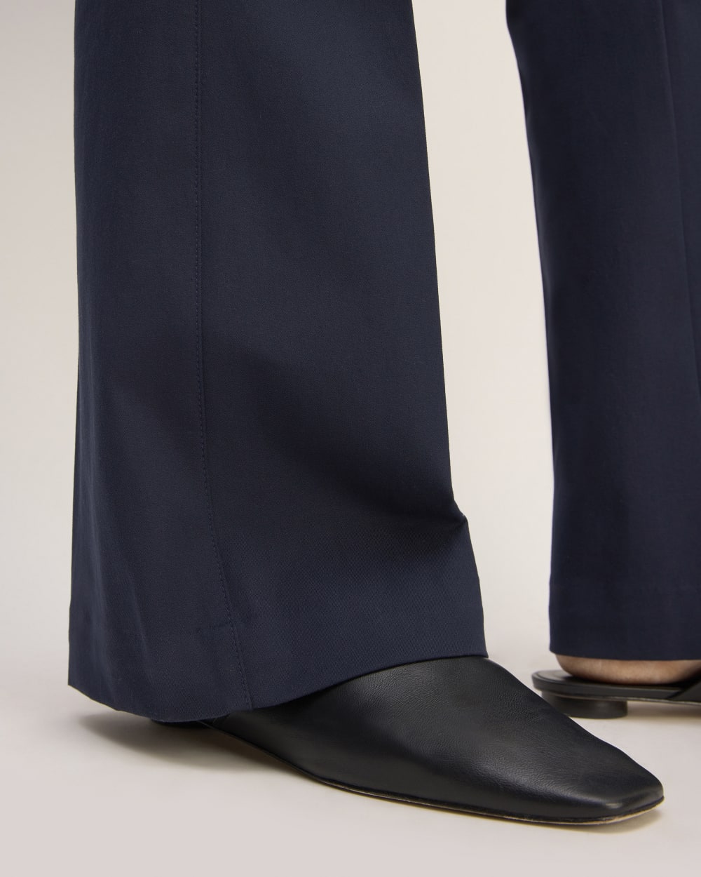 The Bi-Stretch Flare Pant | Navy - Image 5