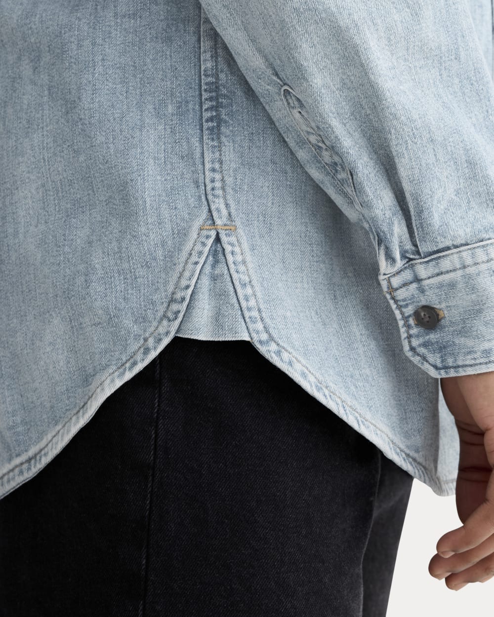 The Must-Have Shirt in Denim | Light Indigo - Image 4