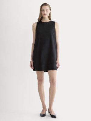 The Shift Dress in Stretch Linen | Black