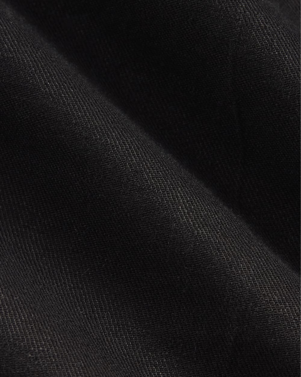 The Pleated Short in Stretch Linen | Black - Image 6