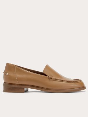 The Modern Loafer | Camel
