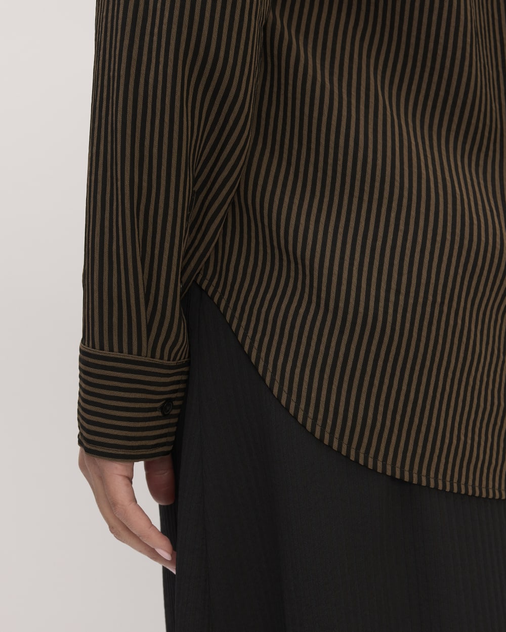 The City Stripe Relaxed Shirt | Cocoa / Black - Image 5