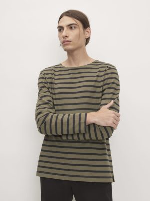 The Premium-Weight Long-Sleeve Mariner Tee | Kalamata / Black