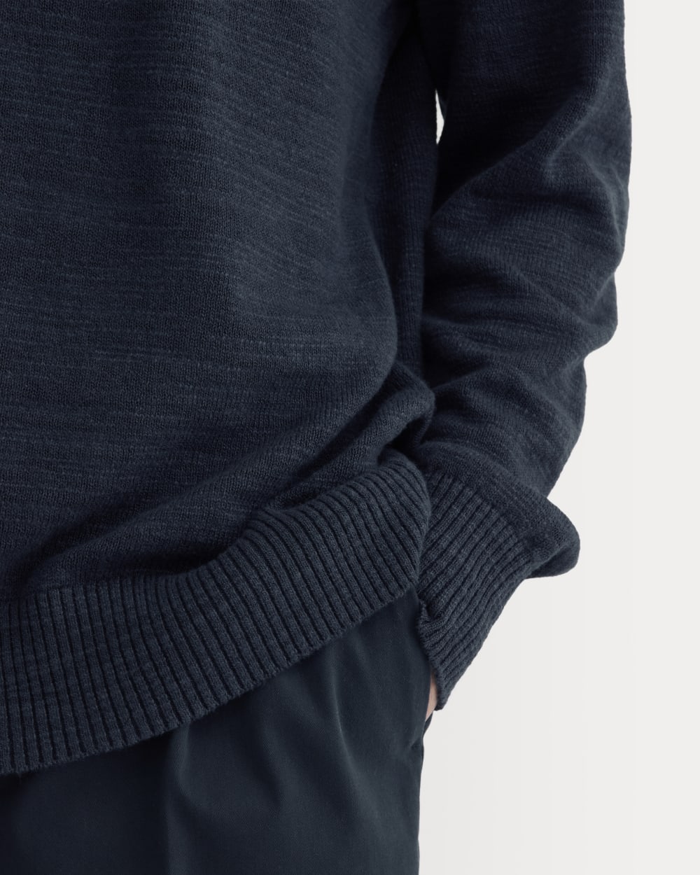 The Cotton Linen Pullover | Navy - Image 4