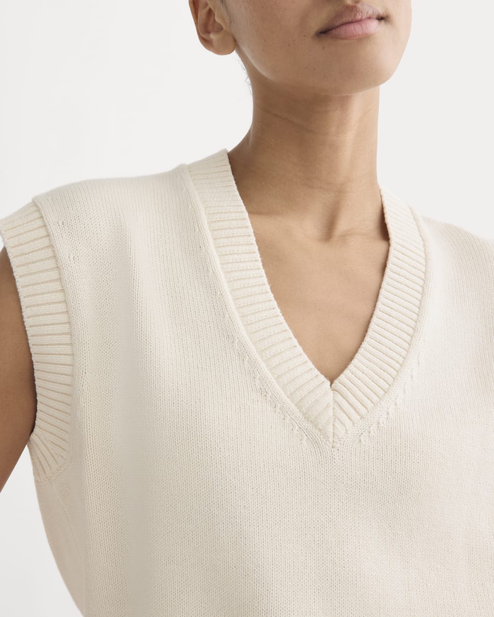 The Boxy Vest in Everyday Cotton | Canvas - Image 4