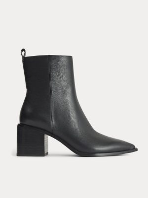 Studio Block Heel Boot |  Black