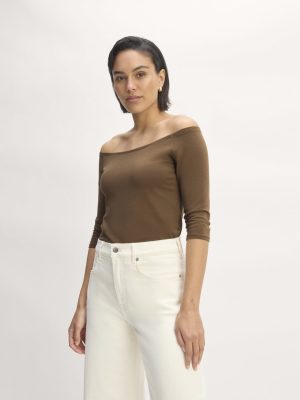 The Form Off-Shoulder Top | Cocoa