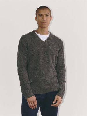 The Cashmere V-Neck Sweater | Grey Donegal