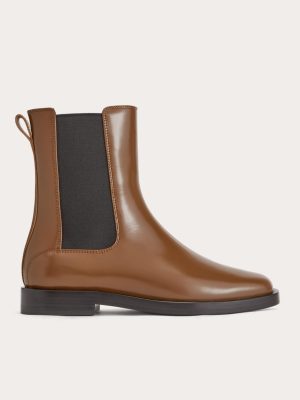 The Chelsea Boot | Rum