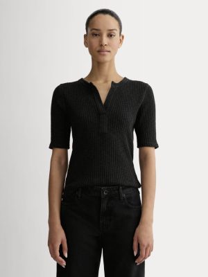 The Rib-Knit Short-Sleeve Henley | Black