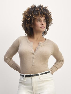 The Luxe Rib Henley | Heathered Tan