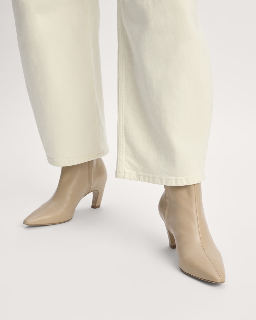 The Short Banana Boot | Sandy Taupe - Image 2