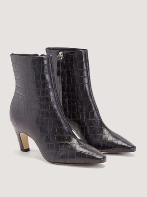 The Short Banana Boot | Black Crocodile