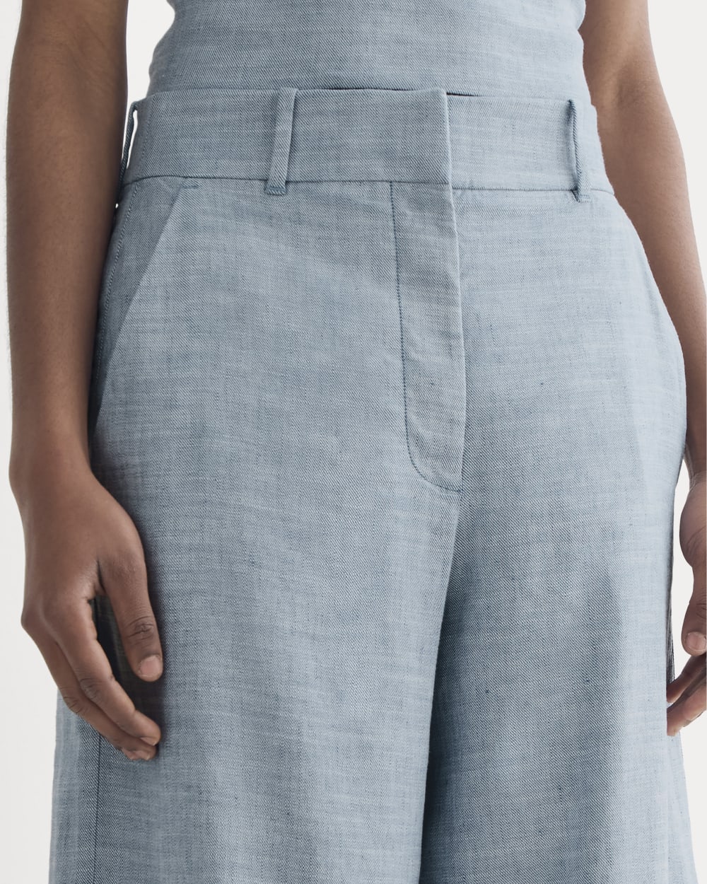 The Wide-Leg Pant in Stretch Linen | Chambray - Image 5