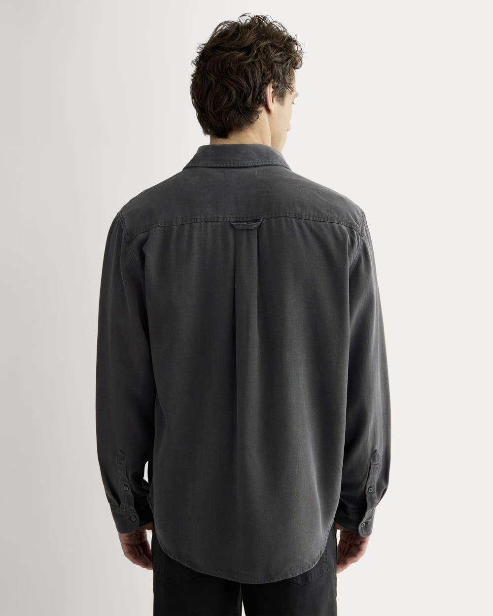 The Utility Shirt Jacket in Buttersoft | Graphite - Image 5