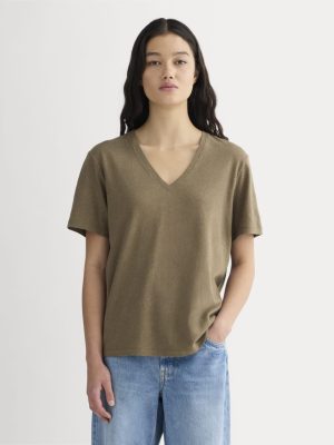 The Slouchy V-Neck Tee in Cotton Linen | Deep Taupe