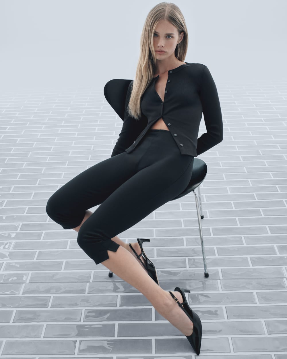 The Dream Capri | Black - Image 8