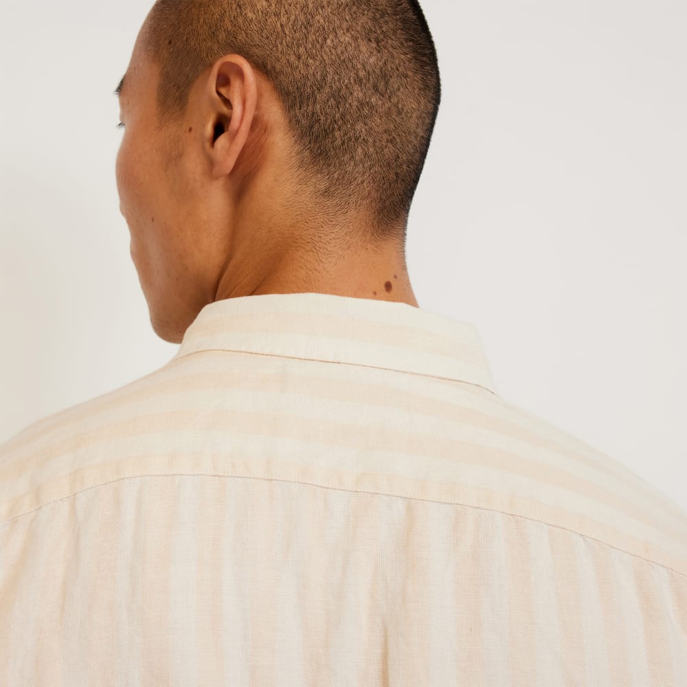 The Classic Short-Sleeve Shirt in Linen | Brazilian Sand / Canvas Tan - Image 5