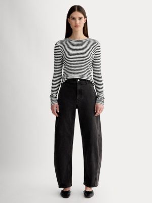 The Way-High® Twist Curve Jean | Washed Black