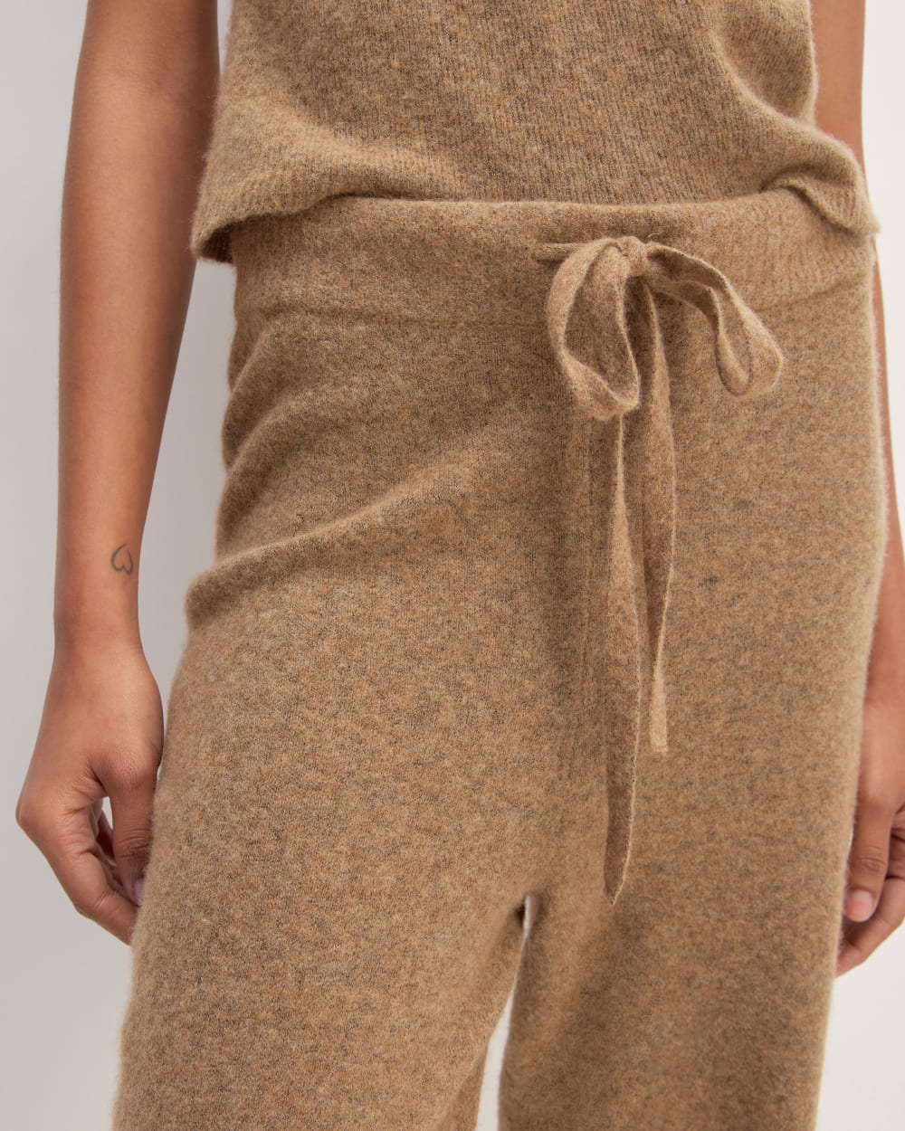 The Cozy-Stretch Straight-Leg Sweatpant | Heathered Toasted Coconut - Image 4