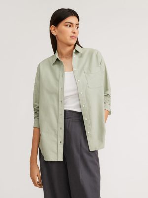 The Must-Have Oxford Shirt | Seagrass