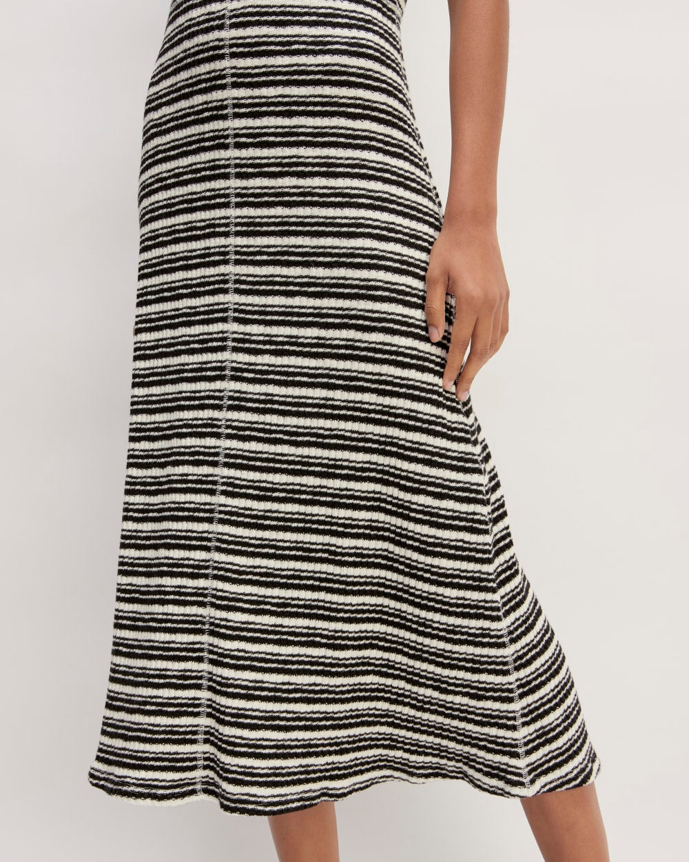 The Rib-Knit Cap-Sleeve Midi Dress | Bone / Black - Image 5
