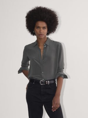 The Must-Have Shirt in Washable Silk | Graphite
