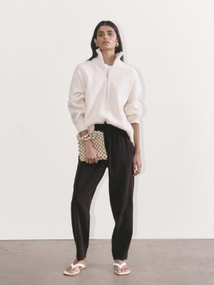 The Tapered Pant in Butterlite | Black