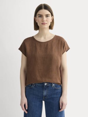 The Muscle Top in Linen | Cedarwood