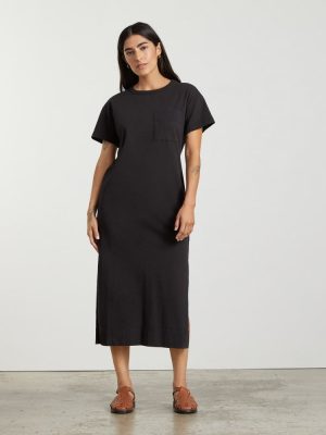 The Organic Weekend Maxi Dress | Black