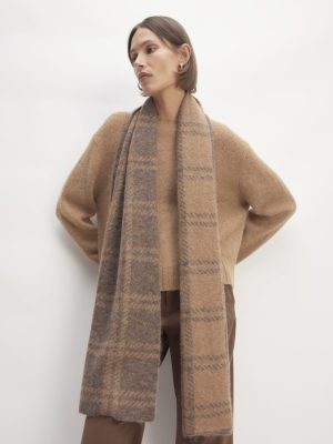 The Alpaca Patterned Scarf | Cocoa / Tiger's Eye