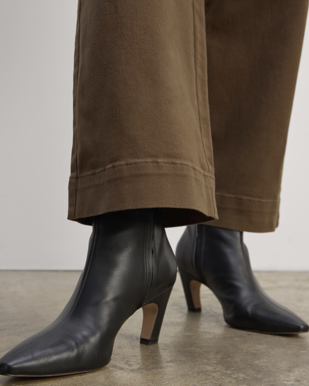 The Utility Wide-Leg Pant | Cocoa - Image 6