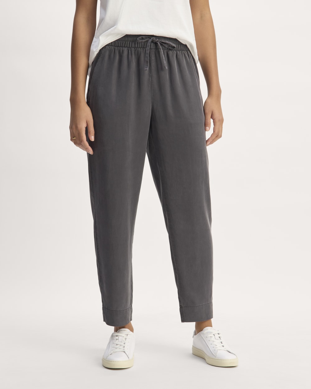 The Tapered Pant in Butterlite | Graphite - Image 3