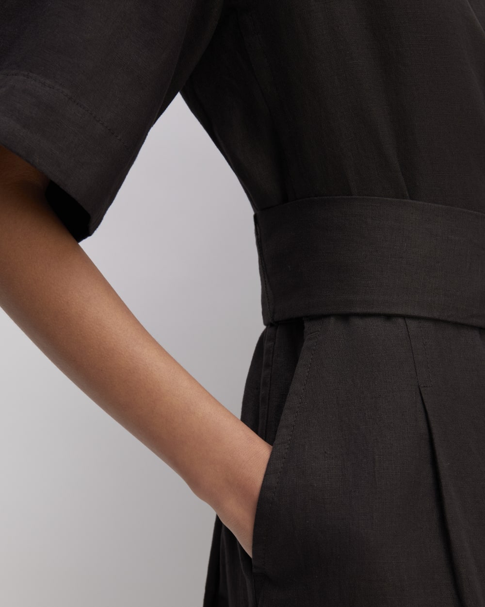 The Wrap Jumpsuit in Linen | Black - Image 4