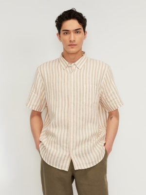 The Classic Short-Sleeve Shirt in Linen | Bone / Caramel