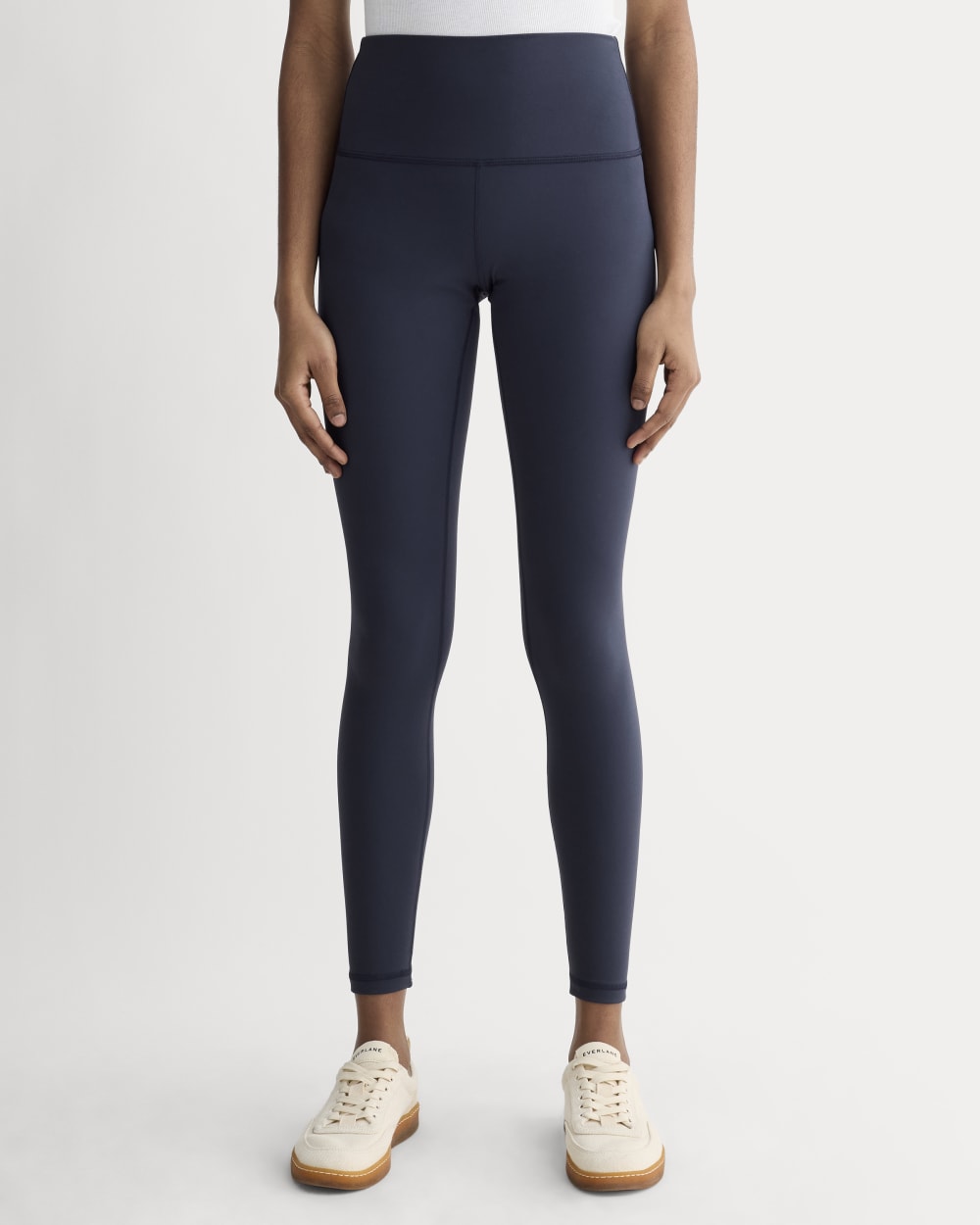 The Perform 24/7 Legging | Navy | 25 Inseam - Image 3