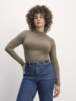 The Form Funnel-Neck Tee | Taupe