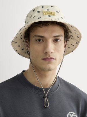 The Everlane x Parks Project Bucket Hat | Birch