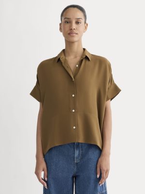 The Boxy Shirt in Washable Silk | Toffee
