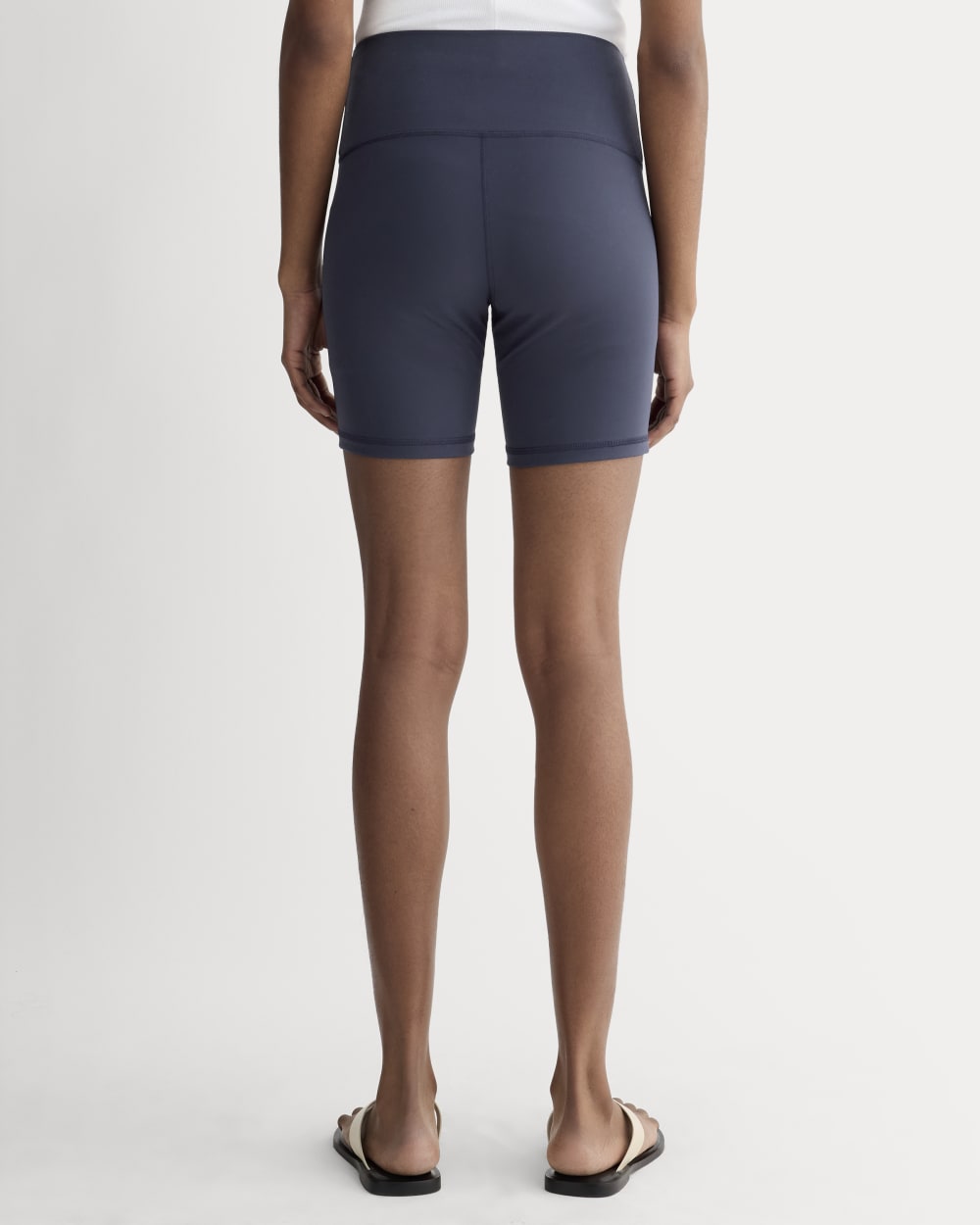 The Perform Bike Short | Navy - Image 5