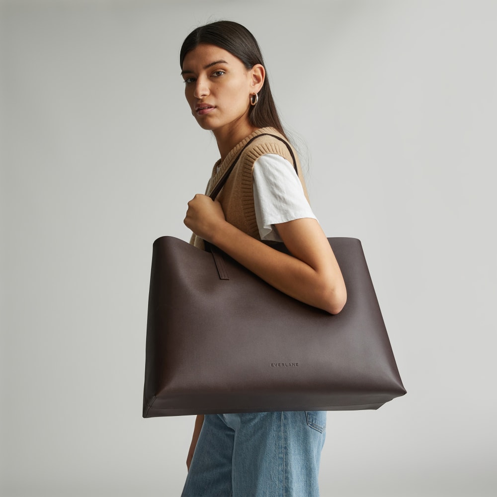 The New Day Market Tote | Chocolate - Image 2