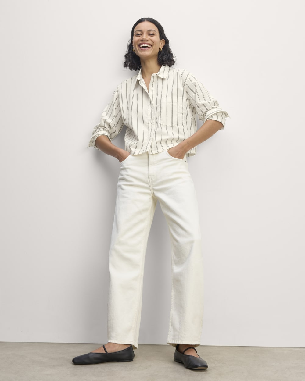 The Way-Short Shirt in Silky Cotton | Bone / Black - Image 3