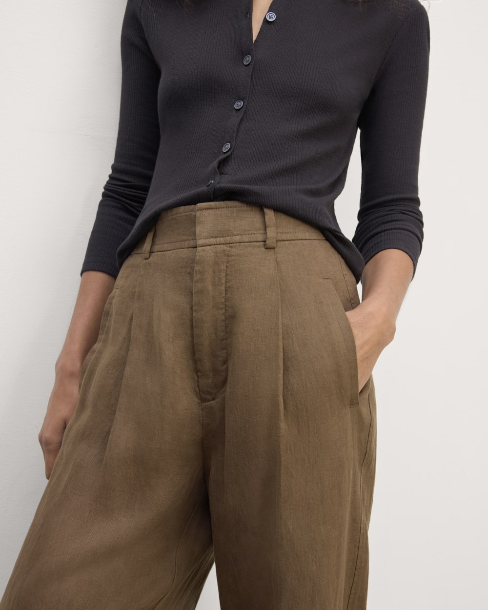 The Linen Way-High® Drape Pant | Cocoa - Image 3