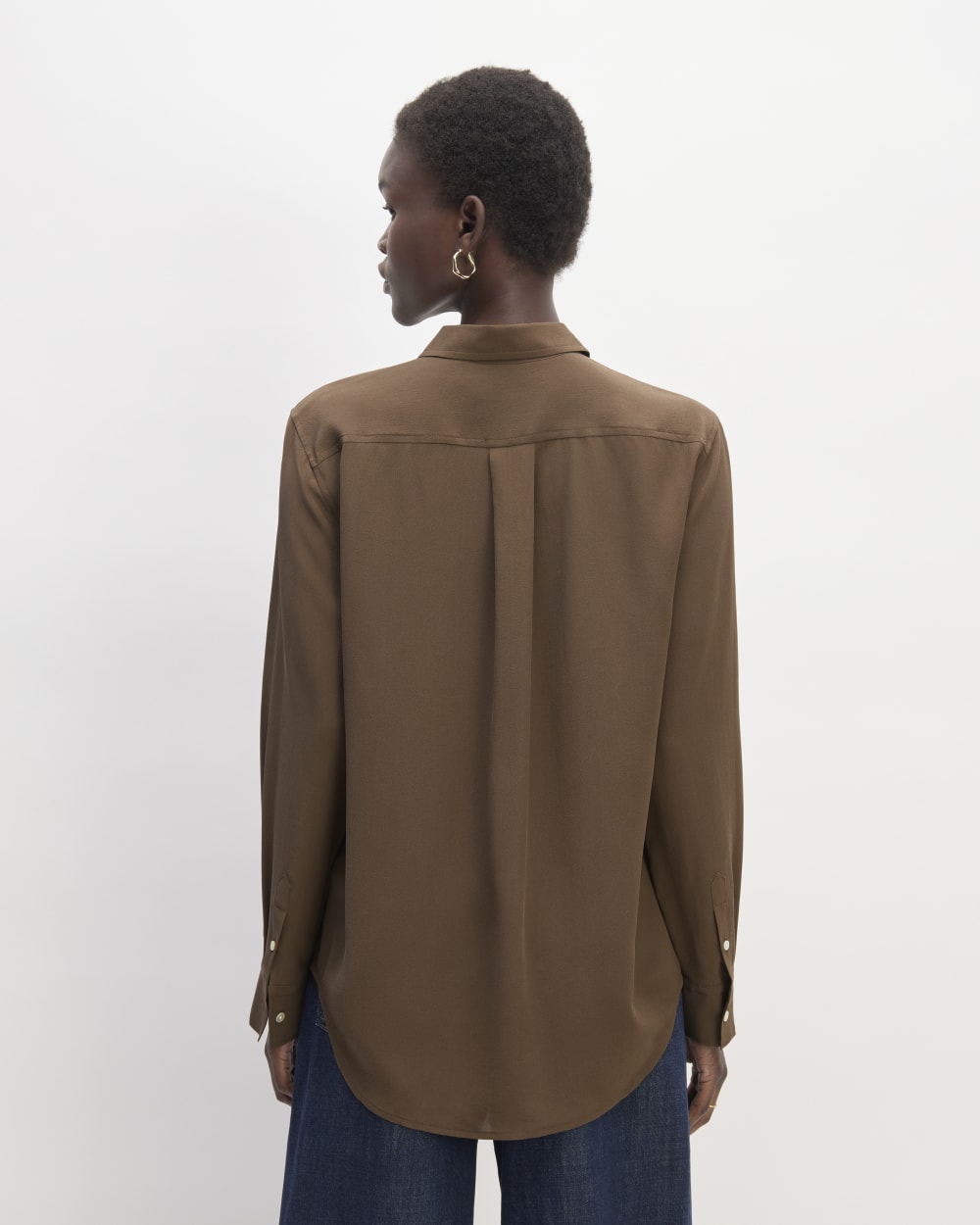 The Utility Shirt in Washable Silk | Cocoa - Image 6