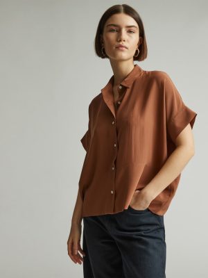 The Boxy Shirt in Washable Silk | Carob Brown