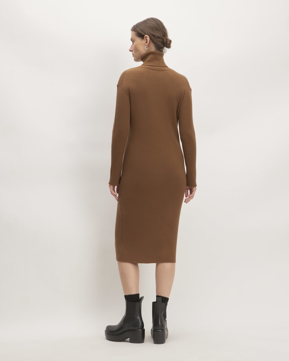 The Cotton-Merino Turtleneck Dress | Rich Camel - Image 6