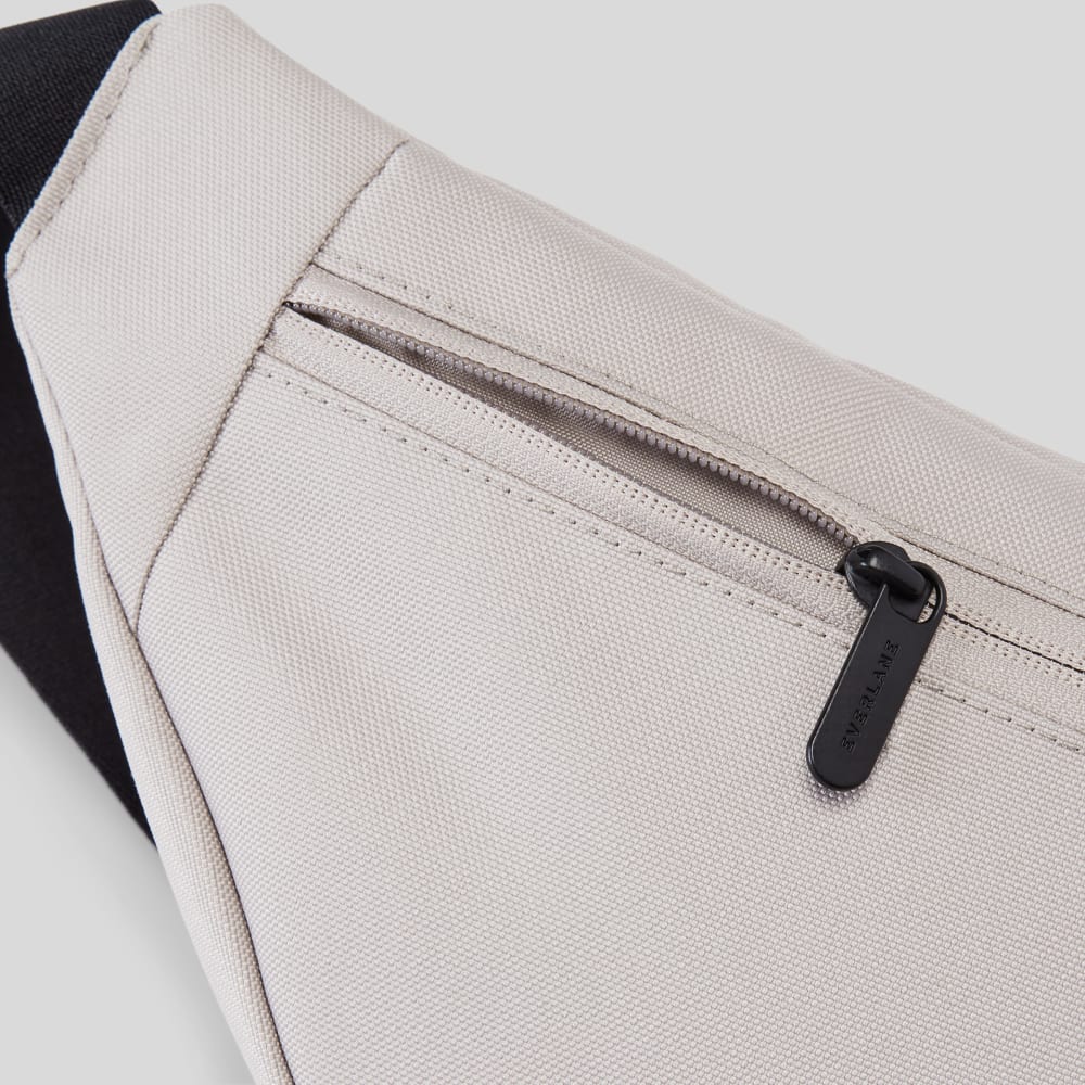 The Renew Transit Fanny Pack | Warm Quartz (with label) - Image 6